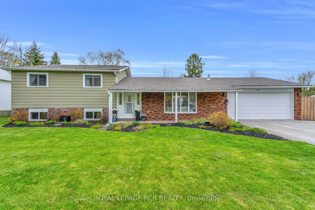 17, Cummings, Bond Head, Bradford West Gwillimbury