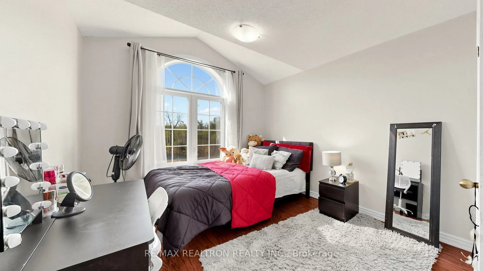 75, Gosnel, Bradford, Bradford West Gwillimbury