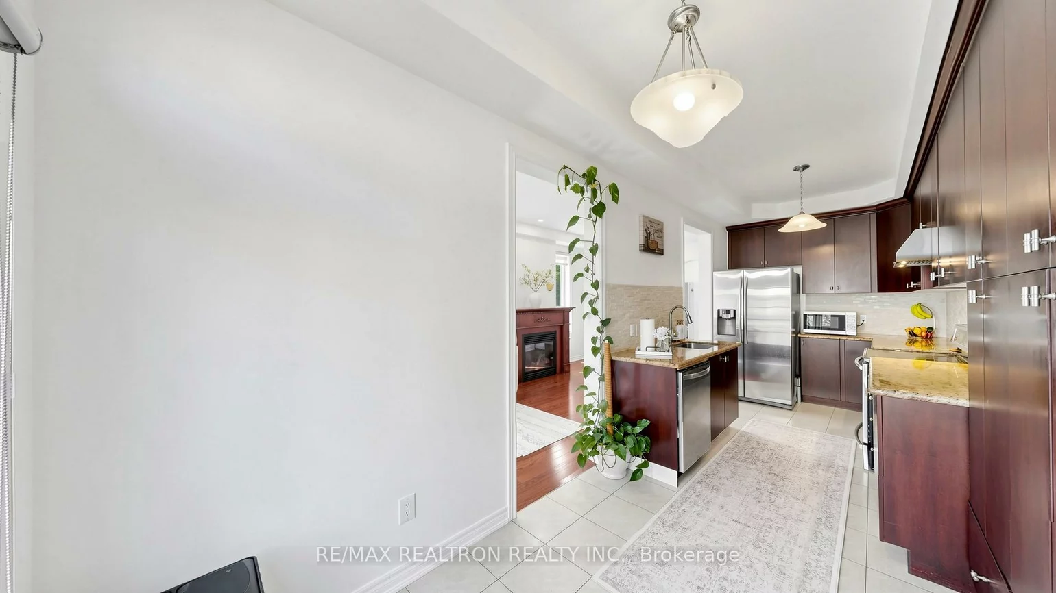 75, Gosnel, Bradford, Bradford West Gwillimbury