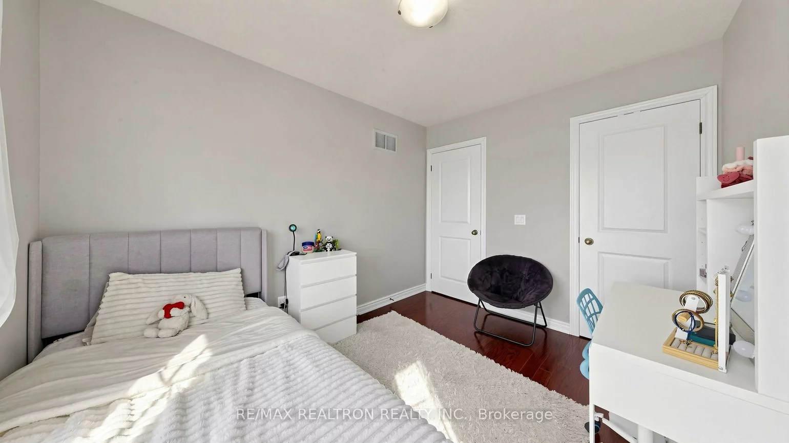 75, Gosnel, Bradford, Bradford West Gwillimbury
