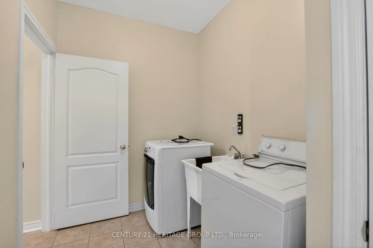 58, Saint, Bradford, Bradford West Gwillimbury