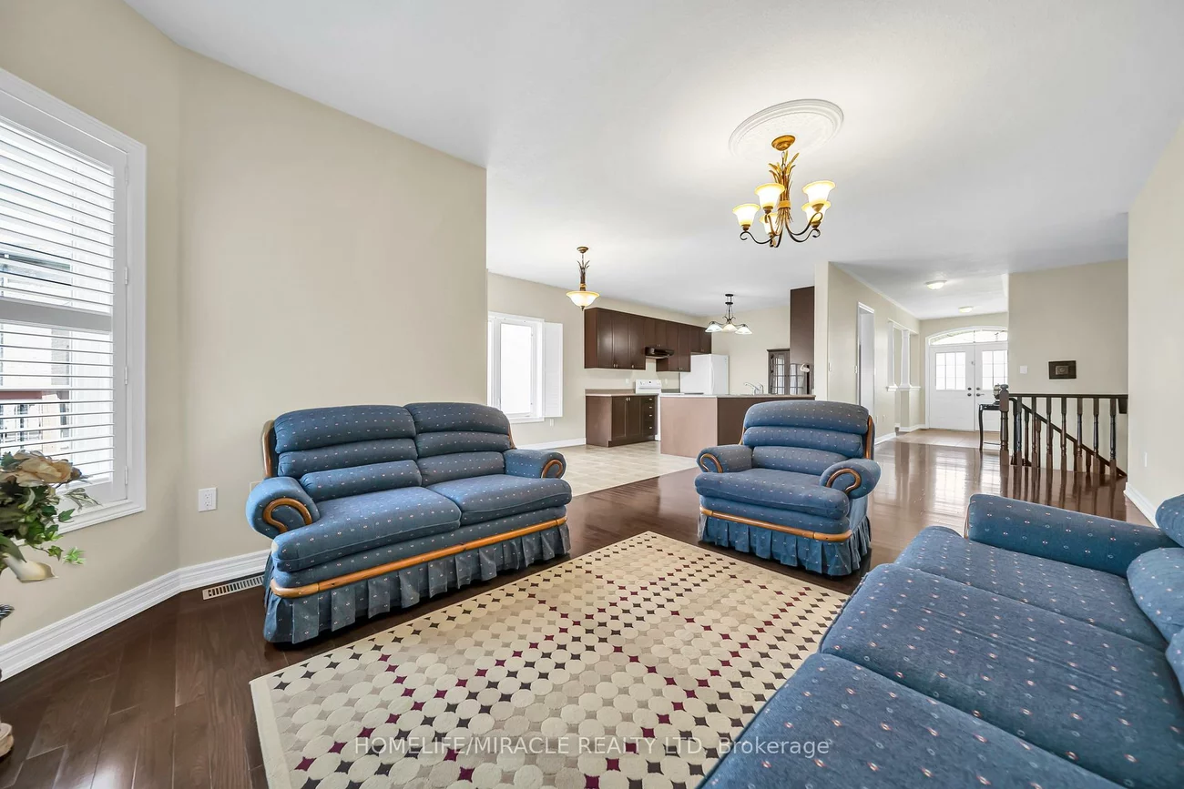57, Bronze, Bradford, Bradford West Gwillimbury