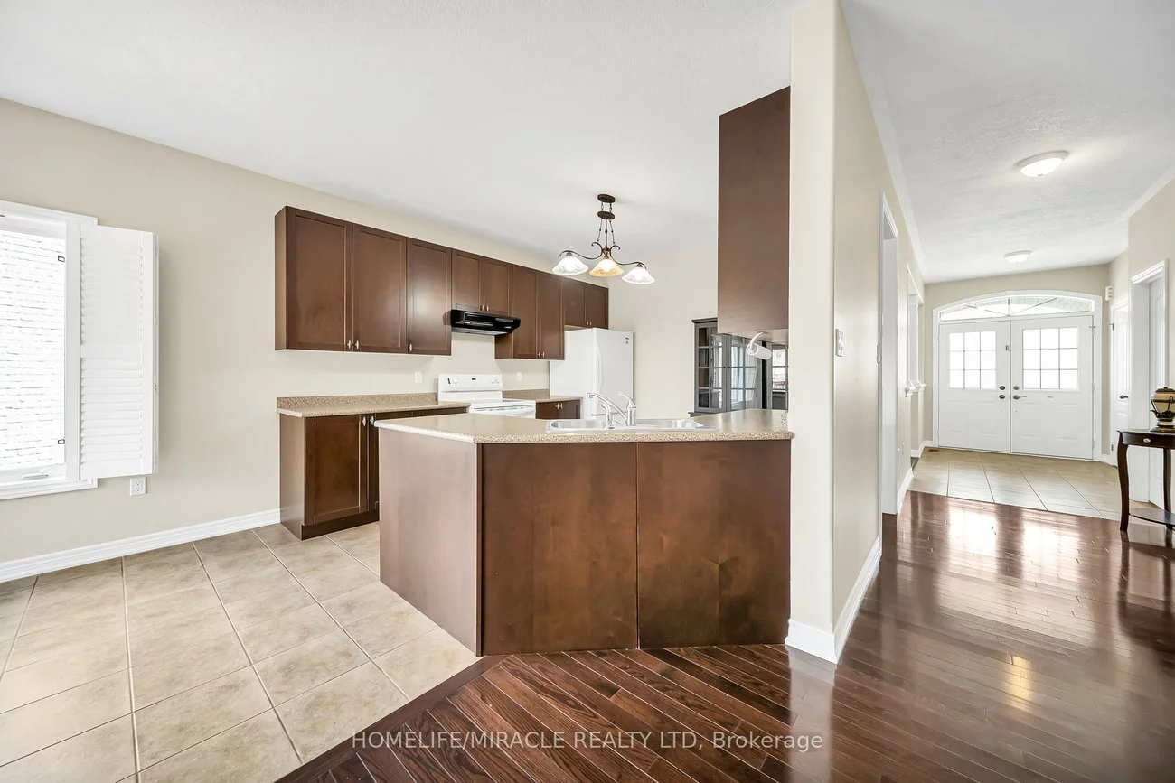 57, Bronze, Bradford, Bradford West Gwillimbury