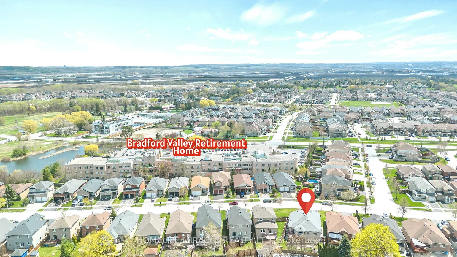 57, Bronze, Bradford, Bradford West Gwillimbury