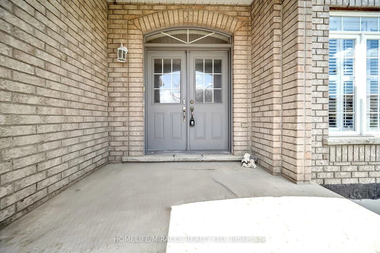 57, Bronze, Bradford, Bradford West Gwillimbury