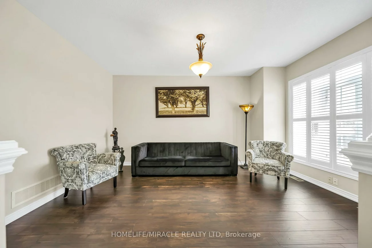 57, Bronze, Bradford, Bradford West Gwillimbury