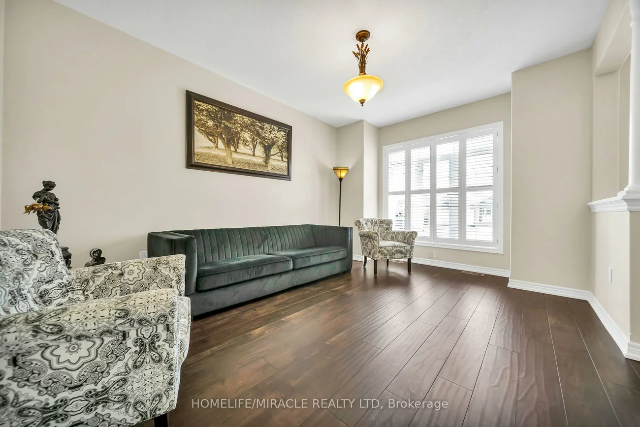 57, Bronze, Bradford, Bradford West Gwillimbury