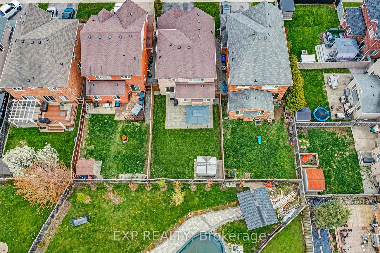 14, Eldridge, Bradford, Bradford West Gwillimbury