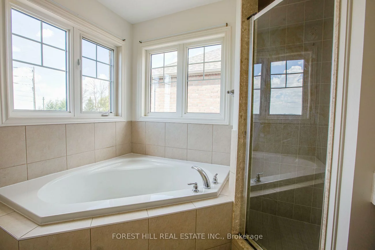 187, Armstrong, Bradford, Bradford West Gwillimbury