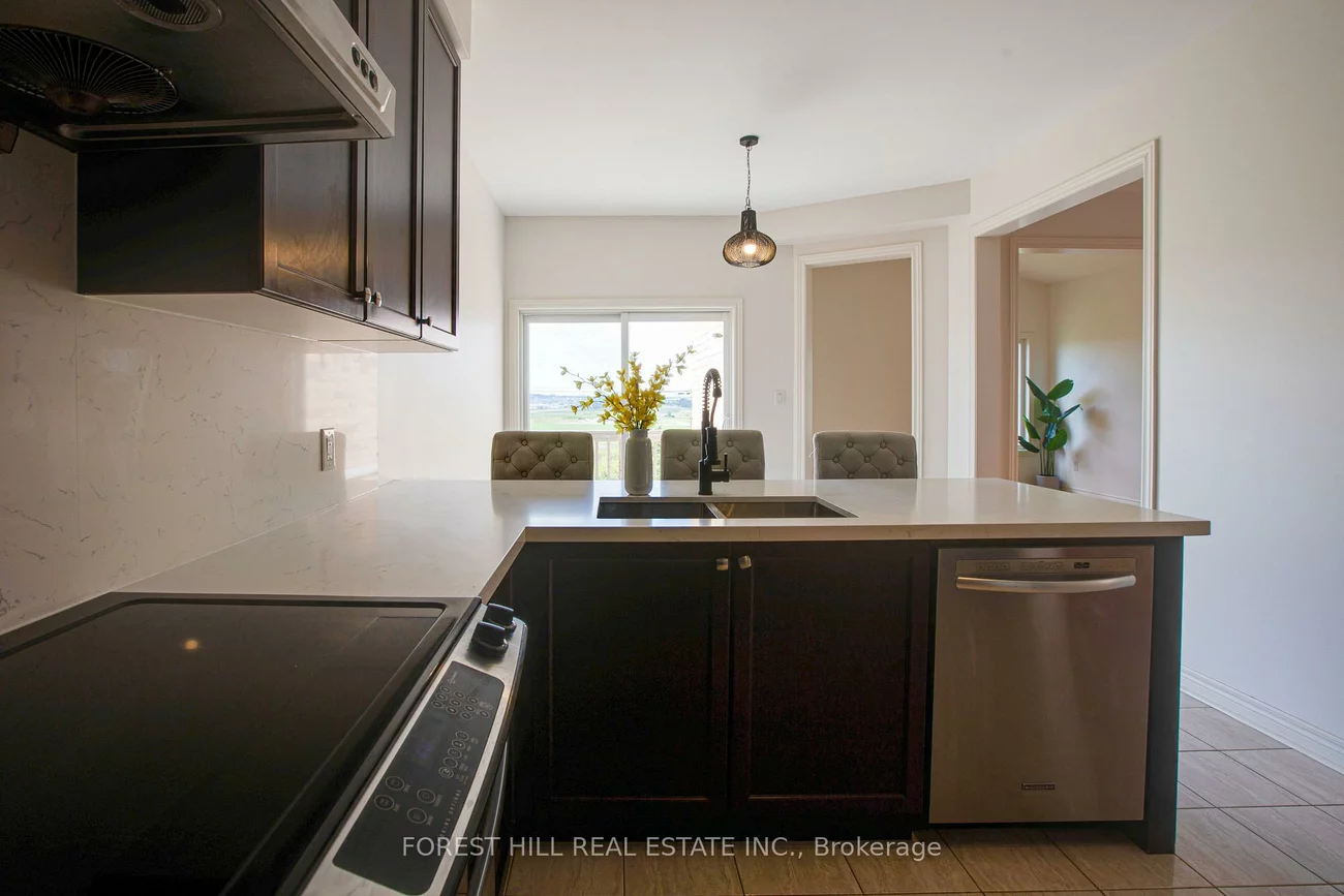 187, Armstrong, Bradford, Bradford West Gwillimbury