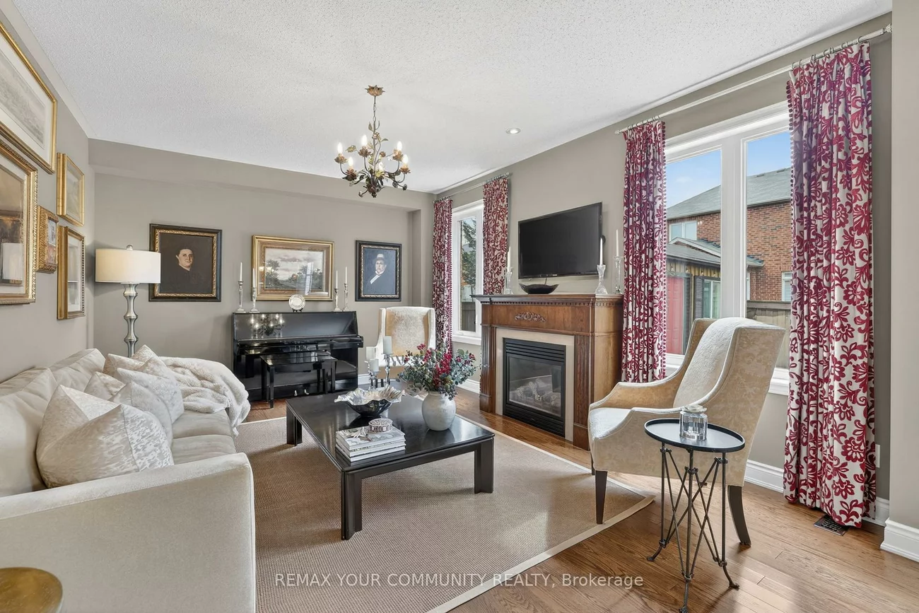 42, Rogers, Bradford, Bradford West Gwillimbury