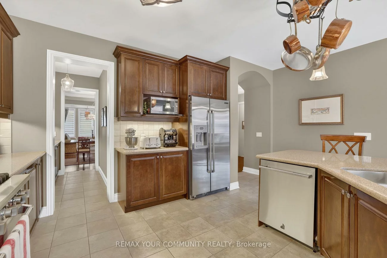 42, Rogers, Bradford, Bradford West Gwillimbury