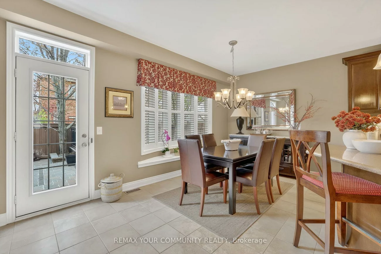 42, Rogers, Bradford, Bradford West Gwillimbury