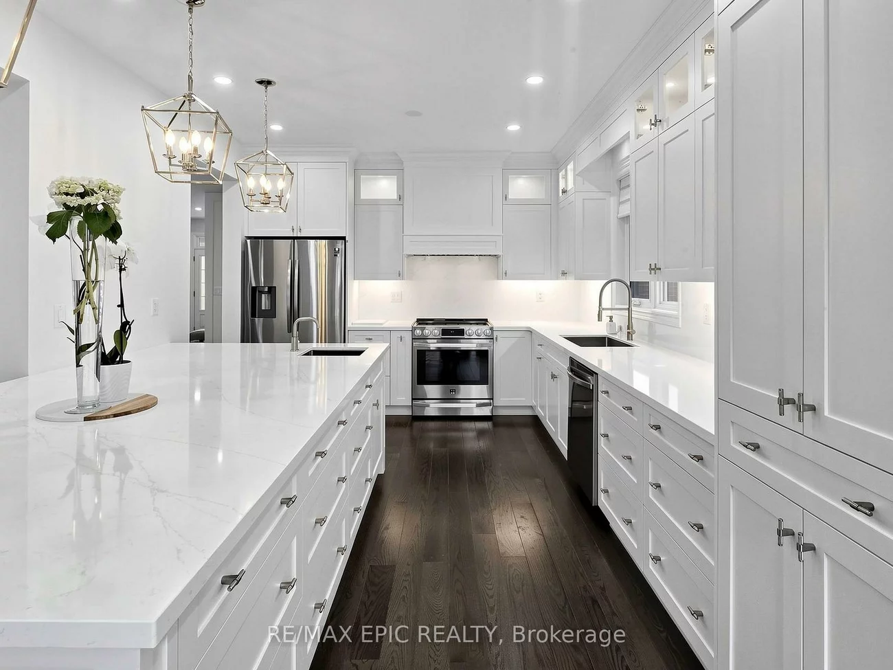 122, Scarlet, Bradford, Bradford West Gwillimbury