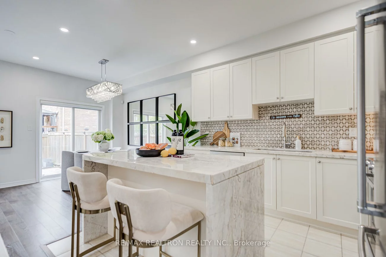 44, Luisa, Bradford, Bradford West Gwillimbury