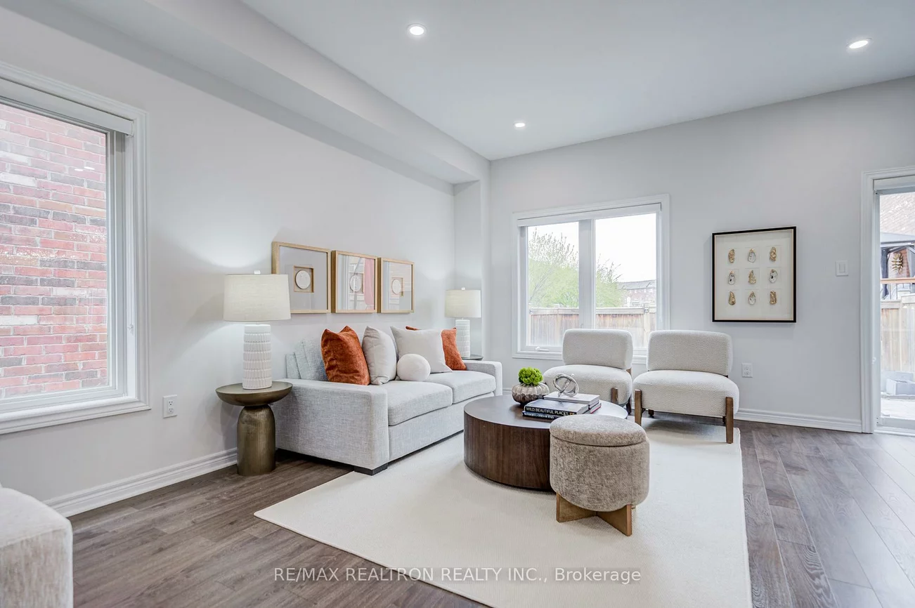 44, Luisa, Bradford, Bradford West Gwillimbury
