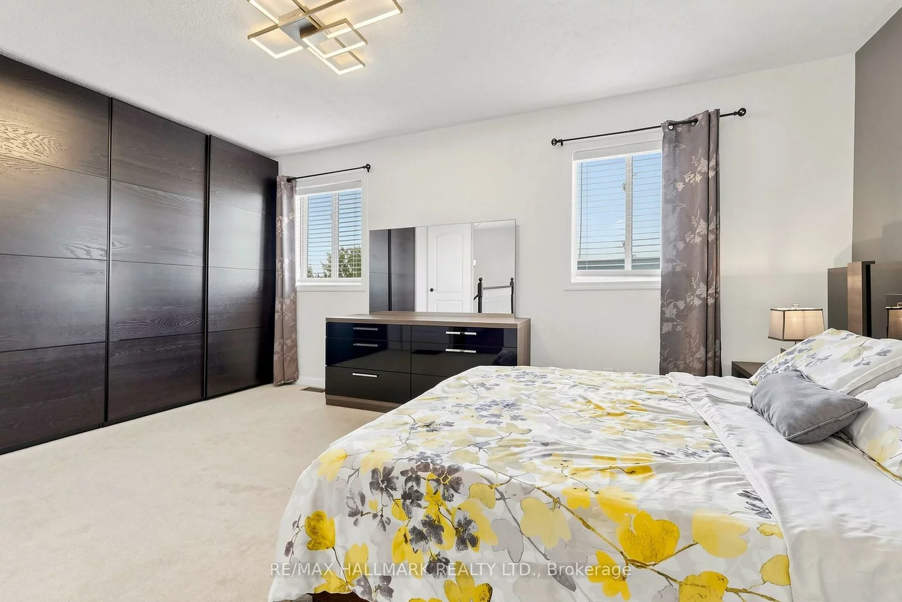 23, Natale, Bradford, Bradford West Gwillimbury