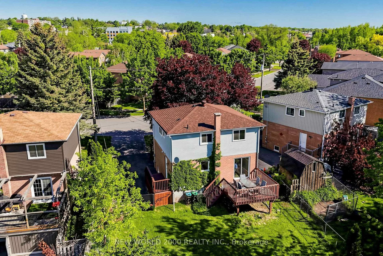 10, Buce, Bradford, Bradford West Gwillimbury