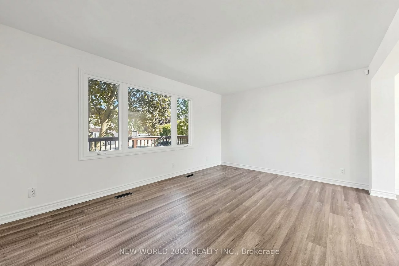 10, Buce, Bradford, Bradford West Gwillimbury