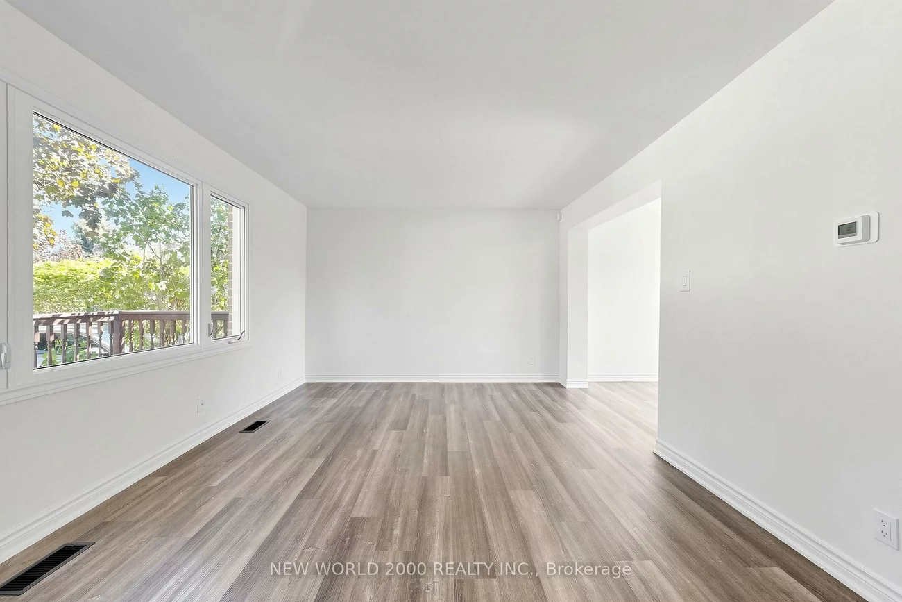 10, Buce, Bradford, Bradford West Gwillimbury
