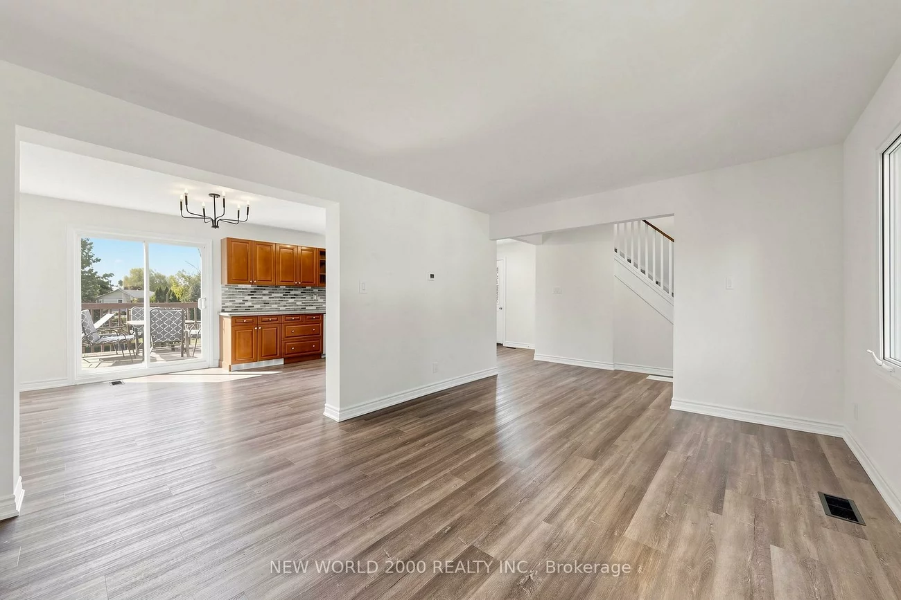 10, Buce, Bradford, Bradford West Gwillimbury