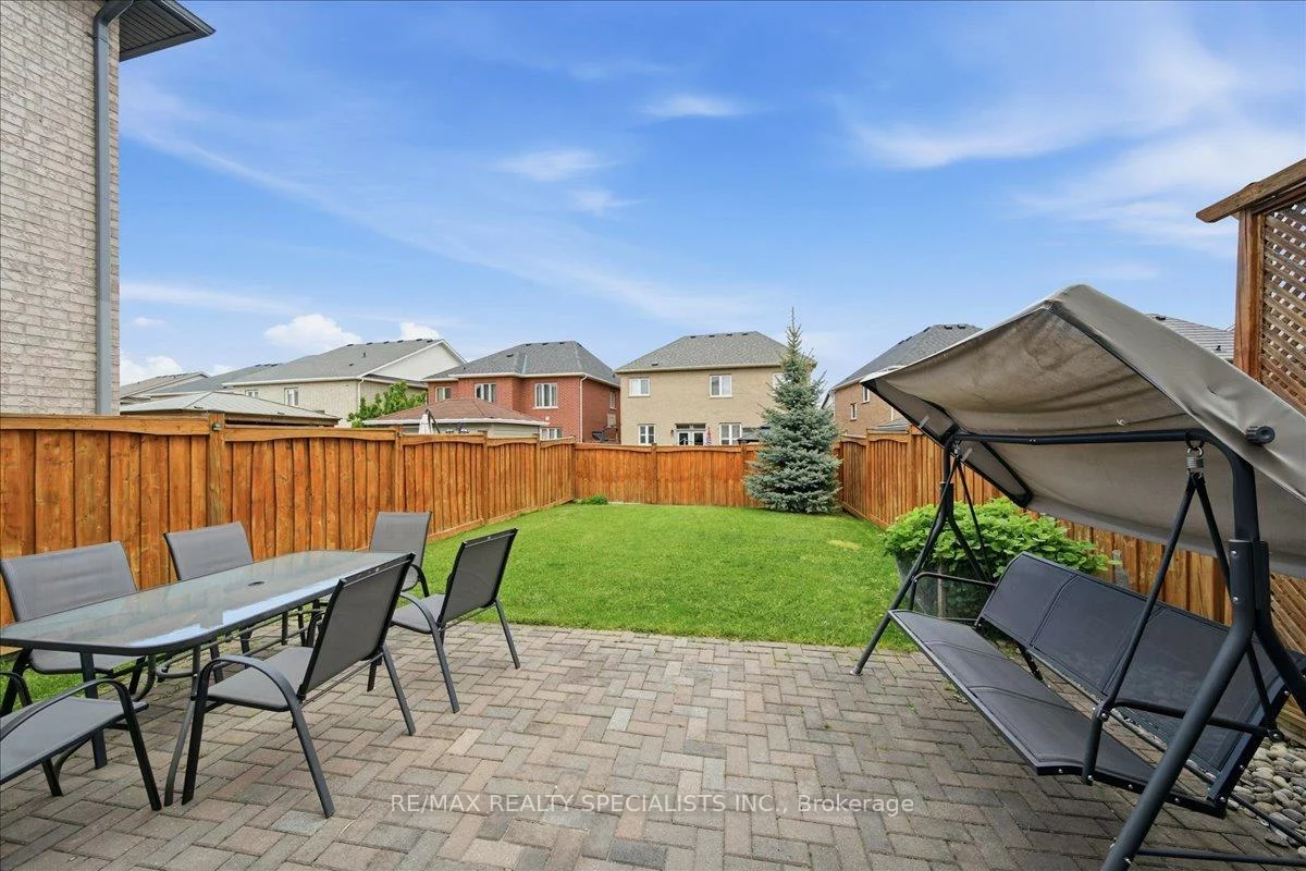 41, Armstrong, Bradford, Bradford West Gwillimbury