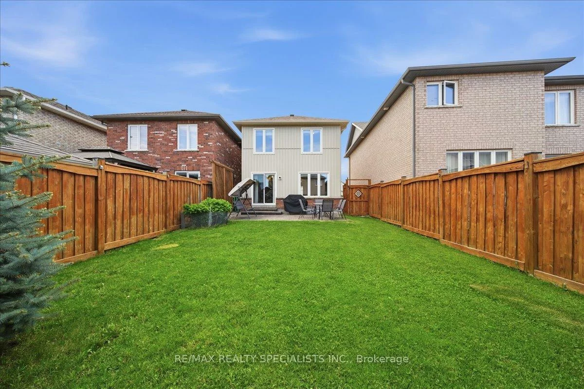 41, Armstrong, Bradford, Bradford West Gwillimbury