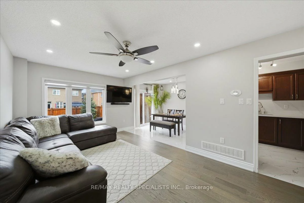 41, Armstrong, Bradford, Bradford West Gwillimbury