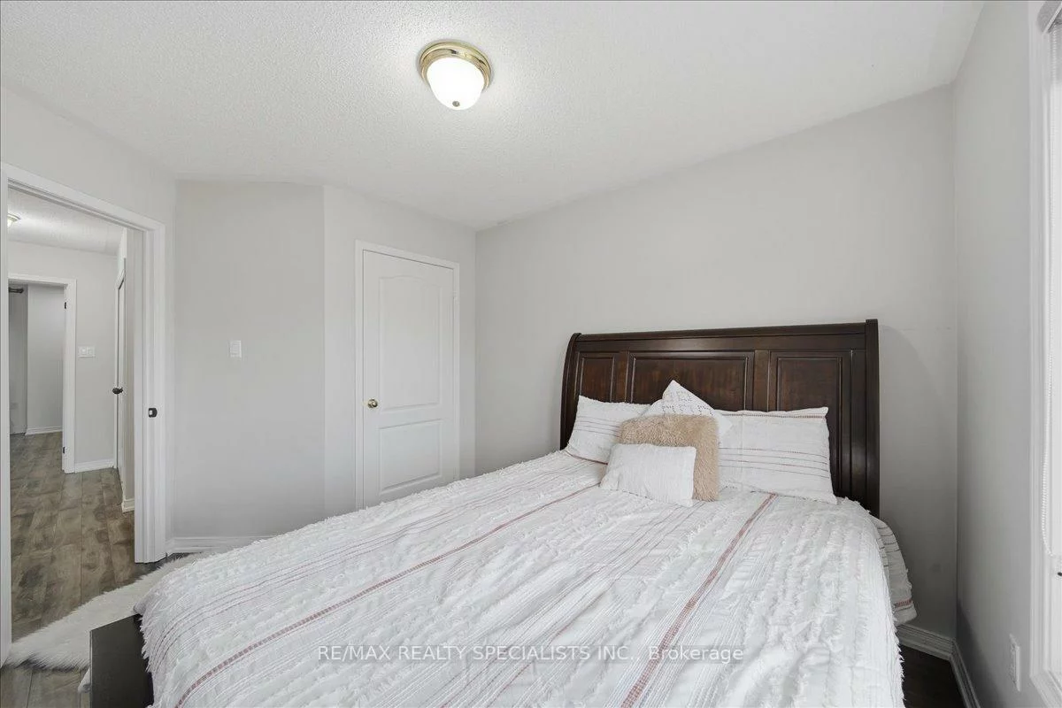 41, Armstrong, Bradford, Bradford West Gwillimbury