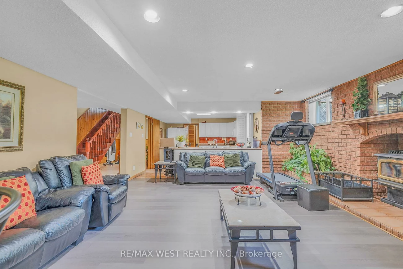 2559, Line 6, Bradford, Bradford West Gwillimbury