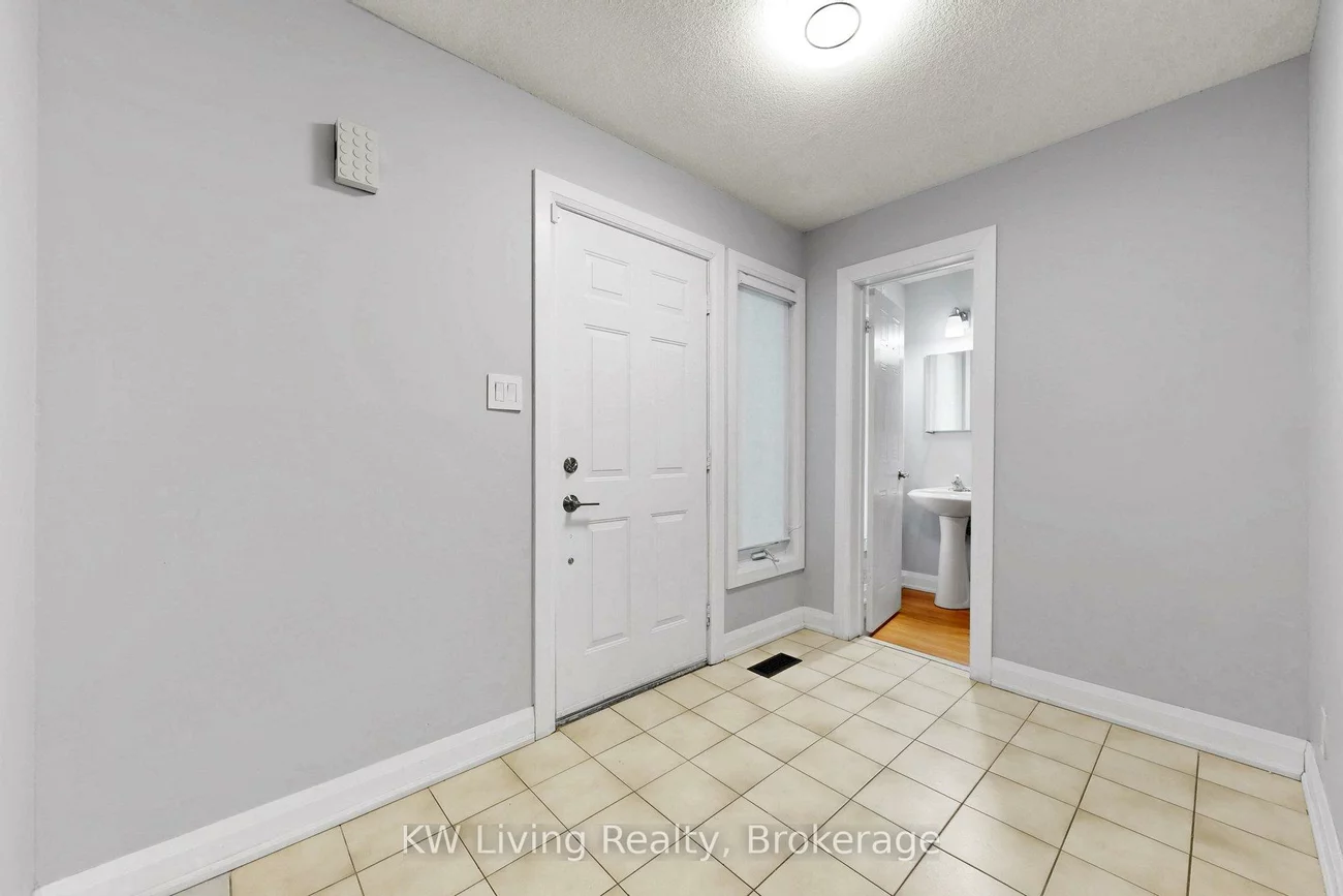 37, Magani, Bradford, Bradford West Gwillimbury