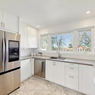 72, Thornton, Bradford, Bradford West Gwillimbury