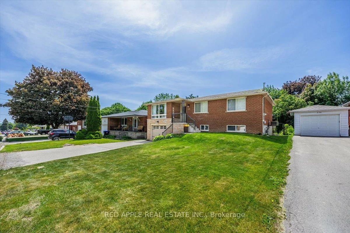 112, Luxury, Bradford, Bradford West Gwillimbury
