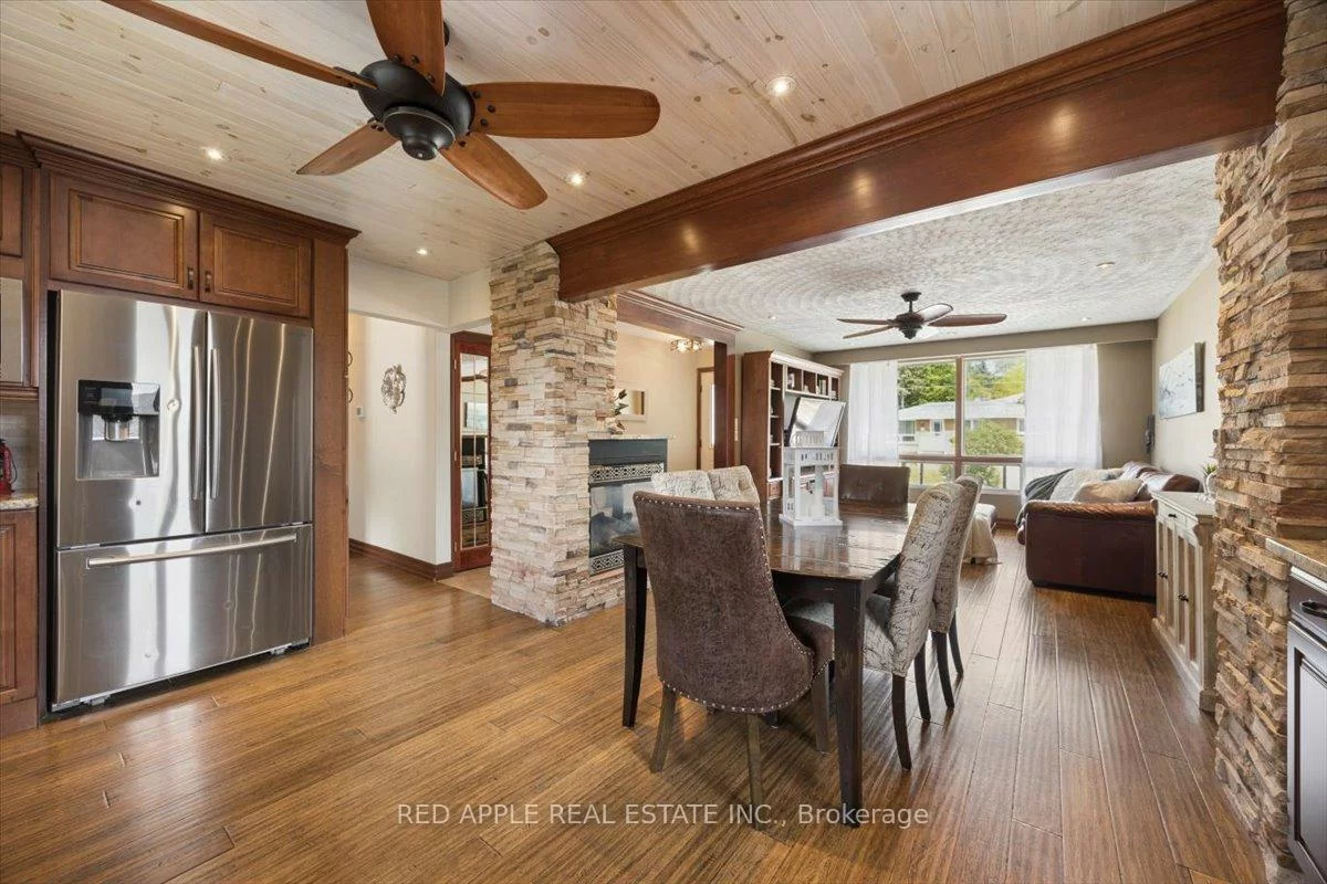 112, Luxury, Bradford, Bradford West Gwillimbury