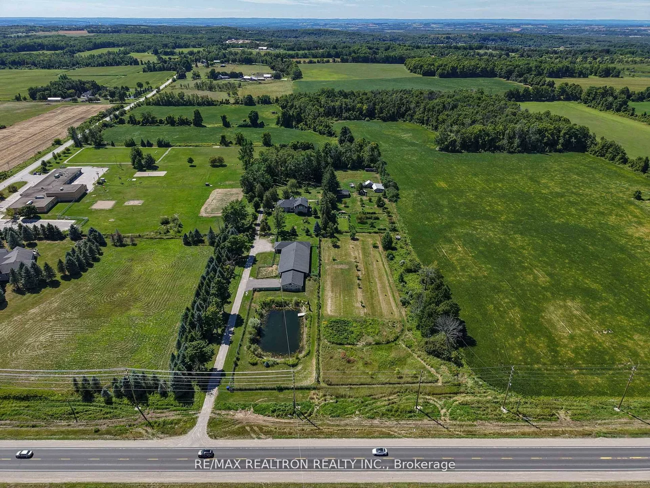 3930, Yonge, Rural Bradford West Gwillimbury, Bradford West Gwillimbury