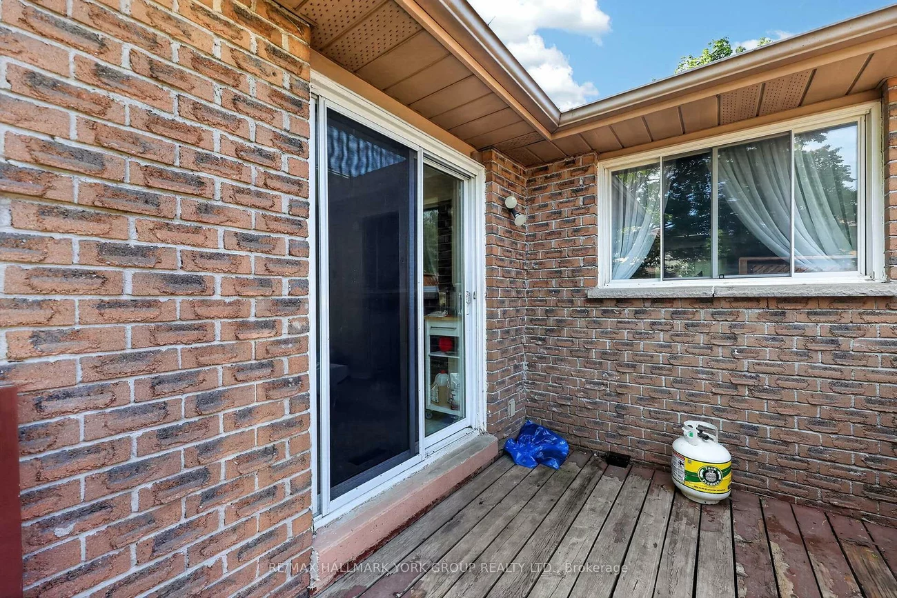 134, Crown, Bradford, Bradford West Gwillimbury