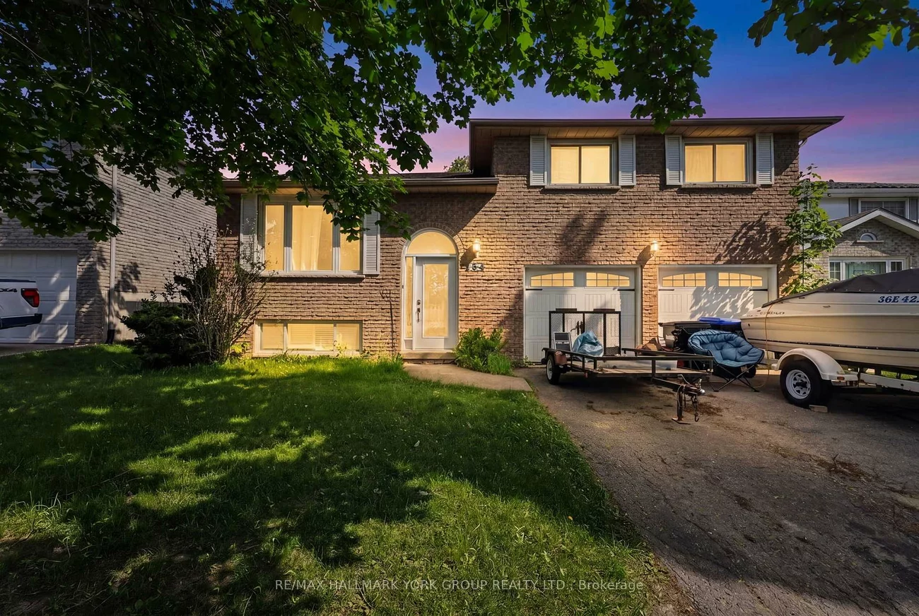 134, Crown, Bradford, Bradford West Gwillimbury