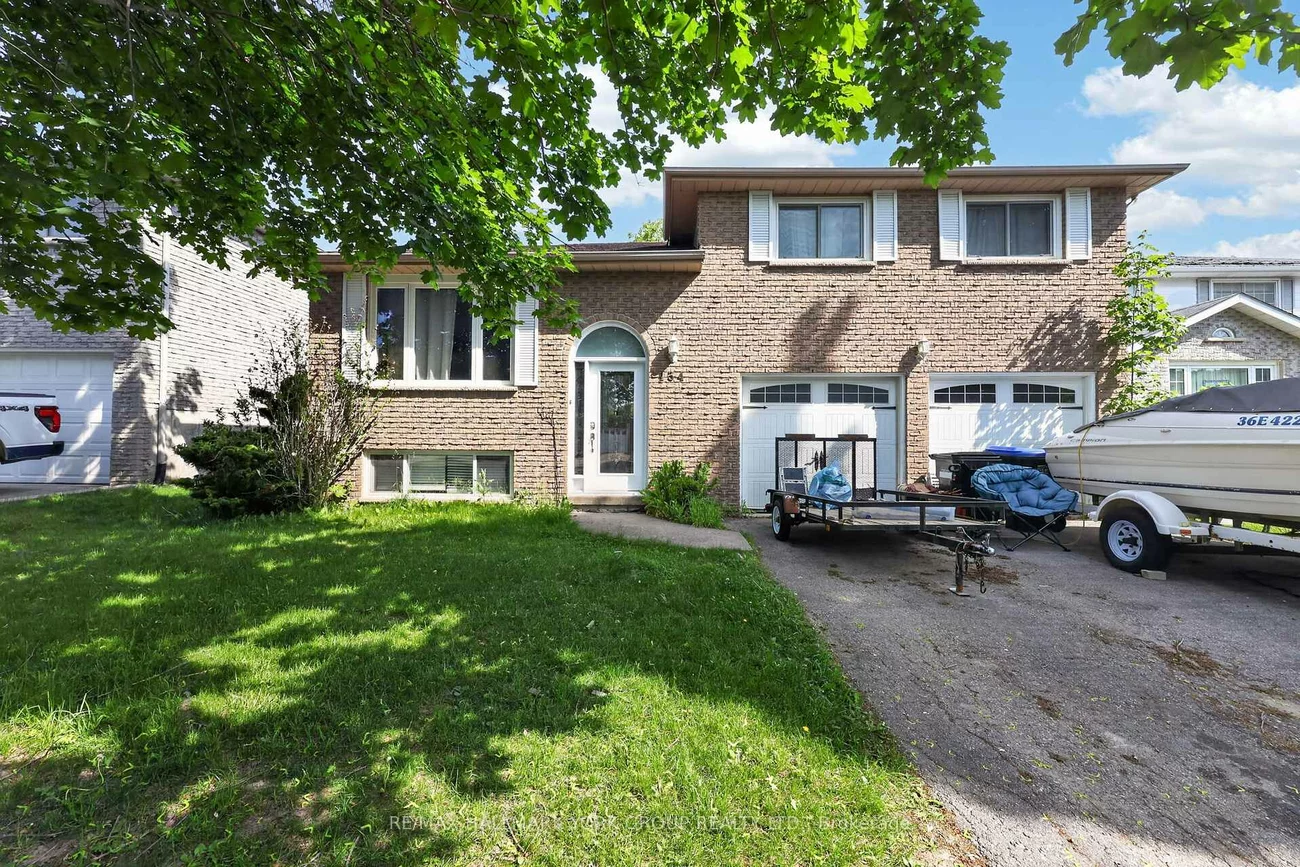 134, Crown, Bradford, Bradford West Gwillimbury