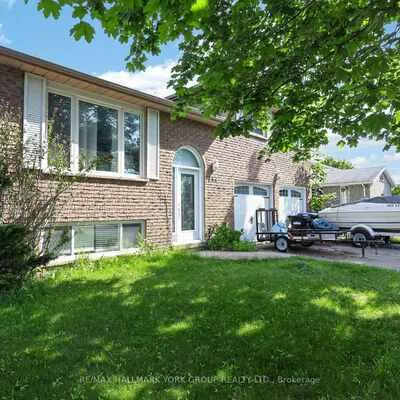 134, Crown, Bradford, Bradford West Gwillimbury
