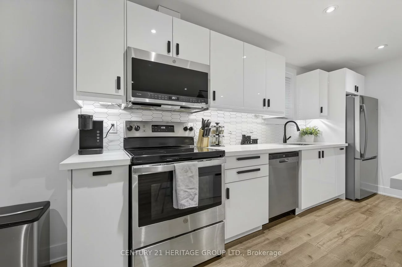 96, Bartram, Bradford, Bradford West Gwillimbury