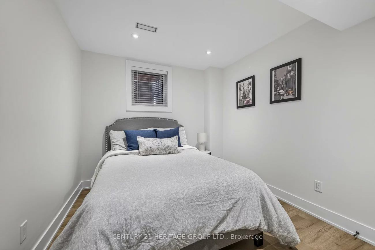 96, Bartram, Bradford, Bradford West Gwillimbury