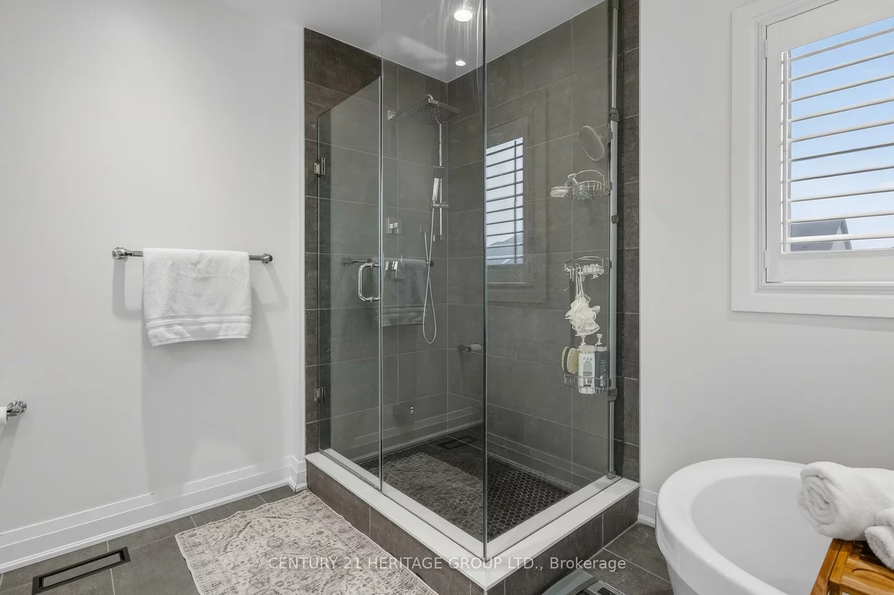 96, Bartram, Bradford, Bradford West Gwillimbury