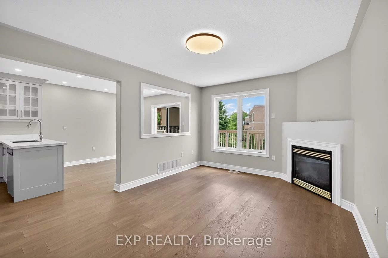 15, Lynn, Bradford, Bradford West Gwillimbury