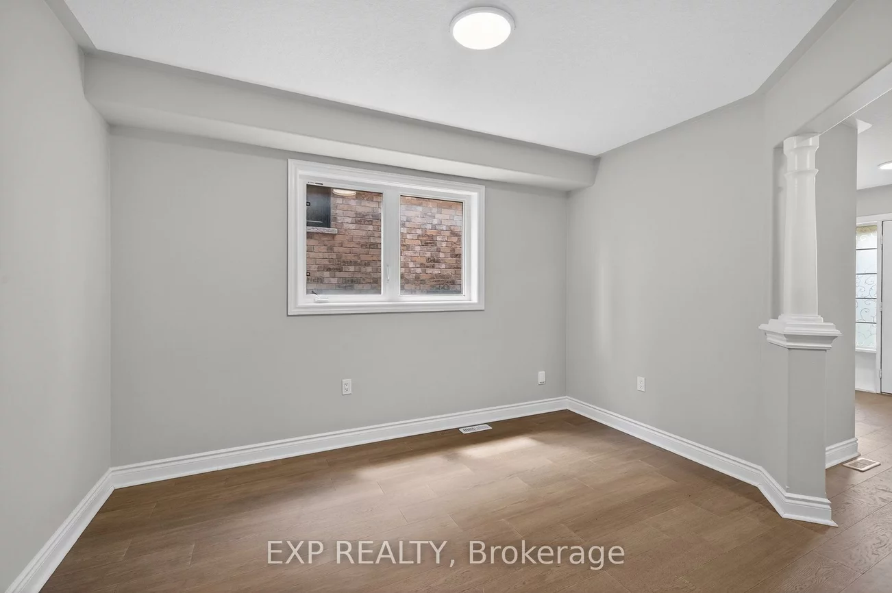 15, Lynn, Bradford, Bradford West Gwillimbury