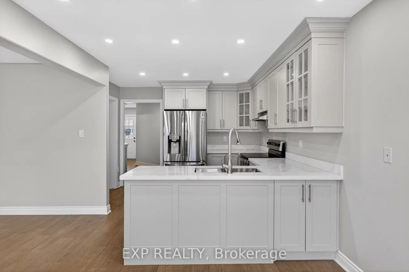 15, Lynn, Bradford, Bradford West Gwillimbury