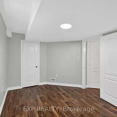 15, Lynn, Bradford, Bradford West Gwillimbury