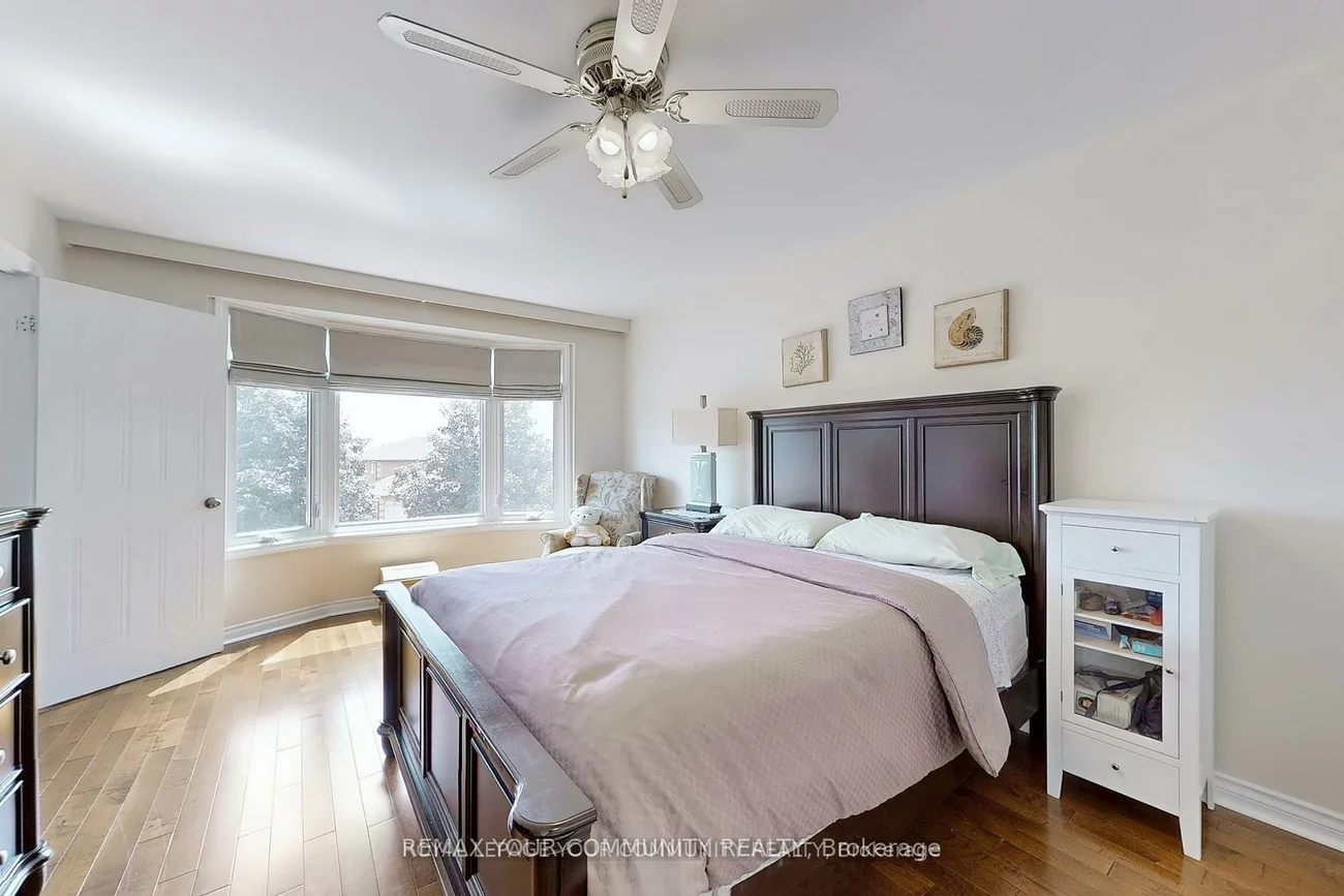 22, Hulst, Bradford, Bradford West Gwillimbury