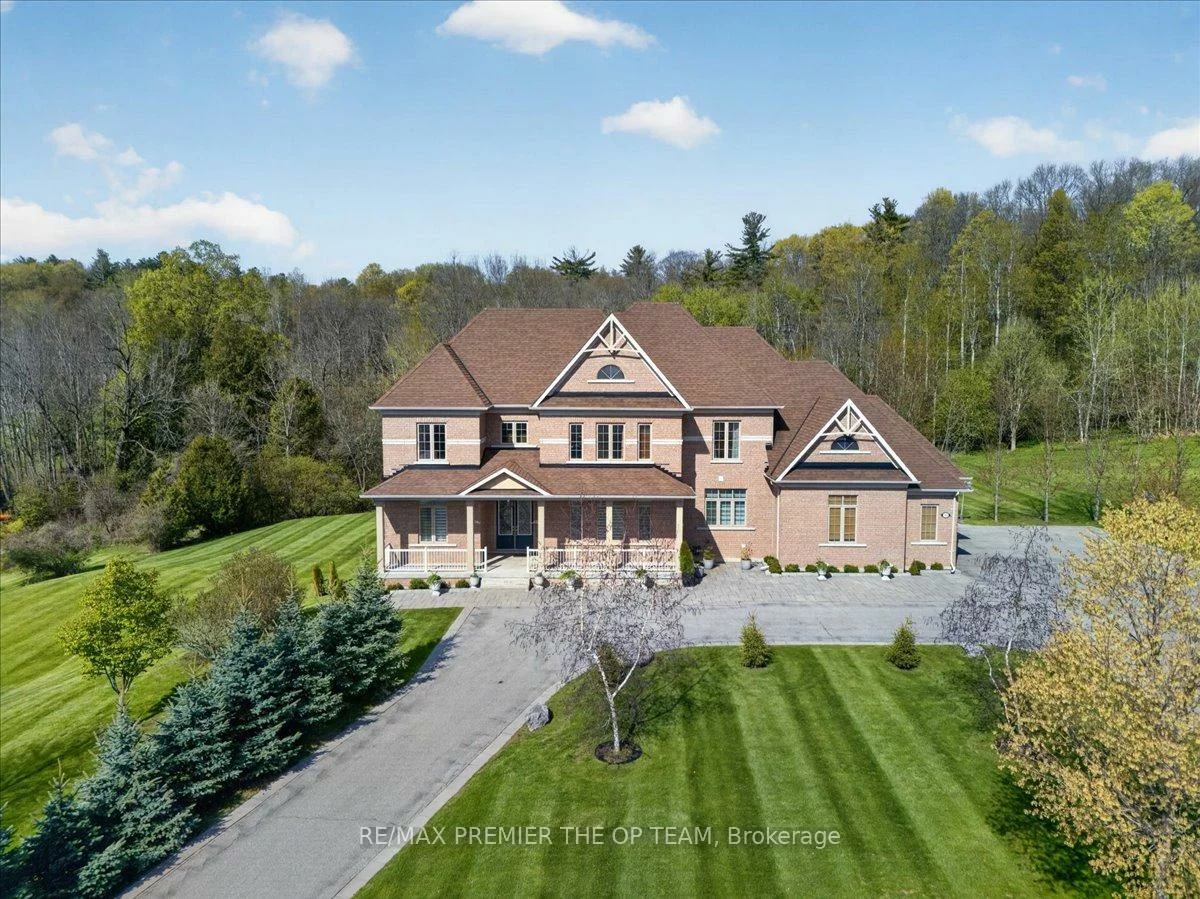 102, Pine Hill, Rural Bradford West Gwillimbury, Bradford West Gwillimbury