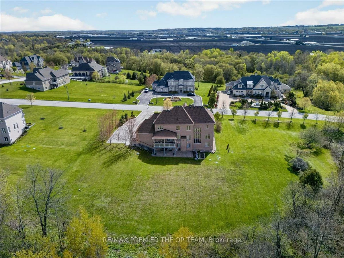 102, Pine Hill, Rural Bradford West Gwillimbury, Bradford West Gwillimbury