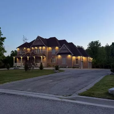 102, Pine Hill, Rural Bradford West Gwillimbury, Bradford West Gwillimbury